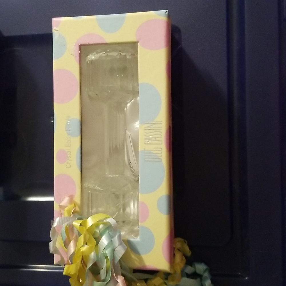 Nwt! Oleg cassini crystal baby rattle
